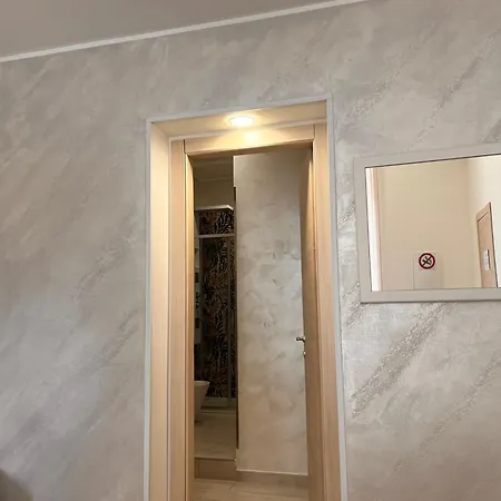Esse House
