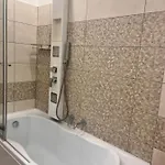 Esse House 4* Ното
