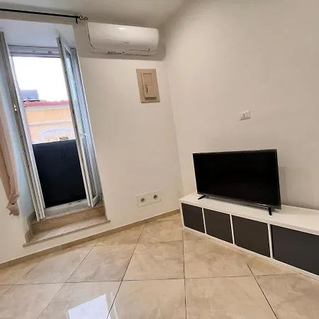 Esse House 4*