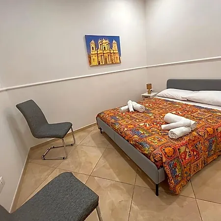 Frühstückspension Esse House Noto
