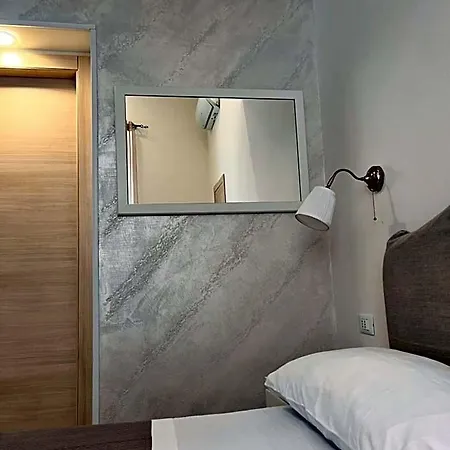 Esse House Frühstückspension Noto
